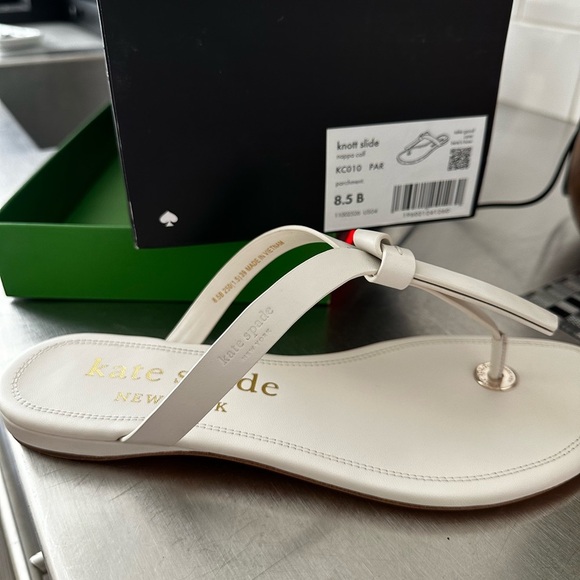 kate spade Shoes - Kate Spade NWT and box KNOTT slide in parchment